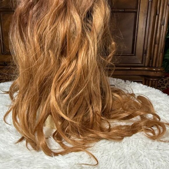 NWOT Ombre 30" Super Dense Lace Front Part Loose Wavy Synthetic Wig - Picture 12 of 16